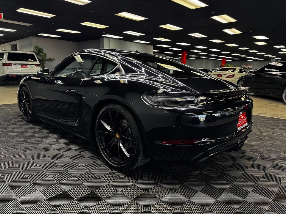 2018 Porsche 718 Cayman GTS - Image 9 of 12