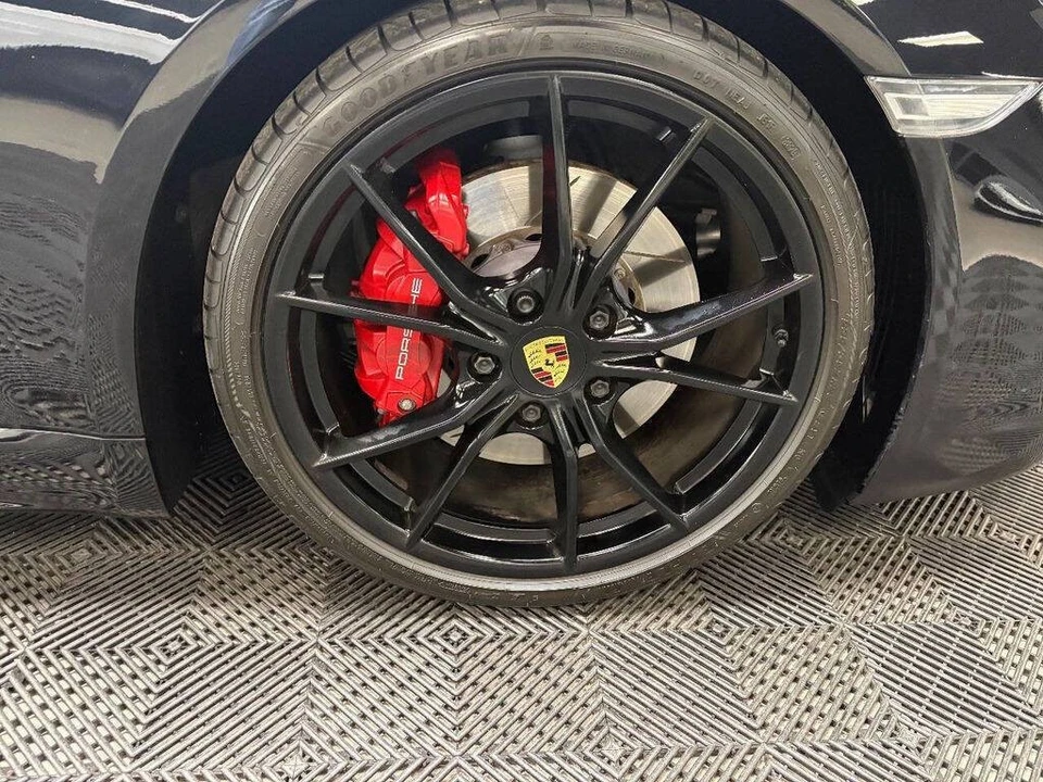 2018 Porsche 718 Cayman GTS - Image 21 of 31