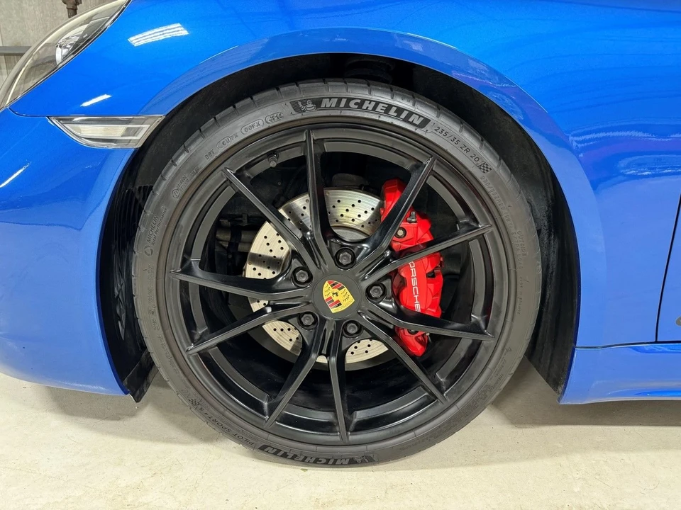 2018 Porsche 718 Cayman GTS - Image 5 of 16