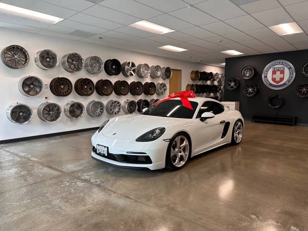 2018 Porsche 718 Cayman GTS - Image 8 of 13