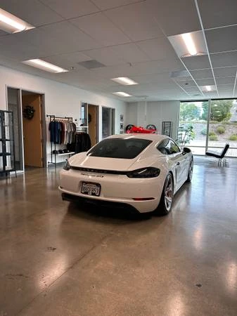 2018 Porsche 718 Cayman GTS - Image 9 of 13