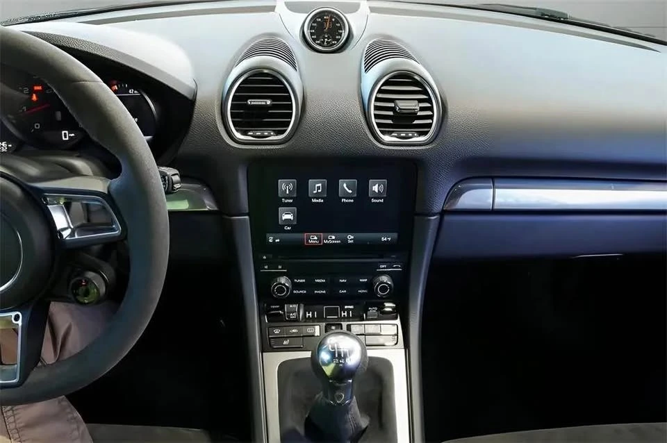 2018 Porsche 718 Cayman - Image 11 of 18