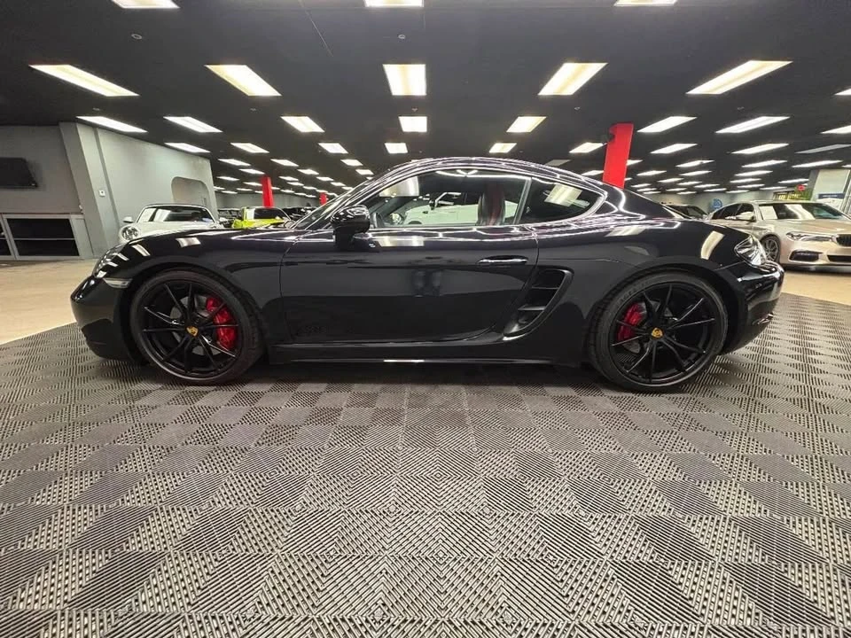 2018 Porsche 718 Cayman GTS - Image 8 of 20
