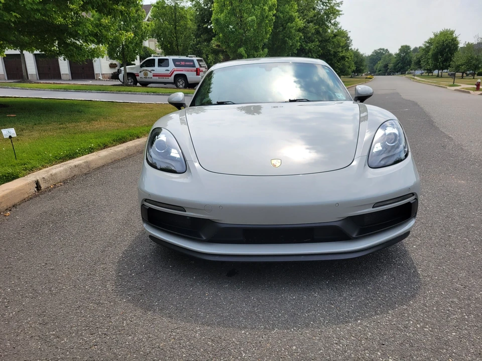 2018 Porsche 718 Cayman GTS - Image 11 of 20