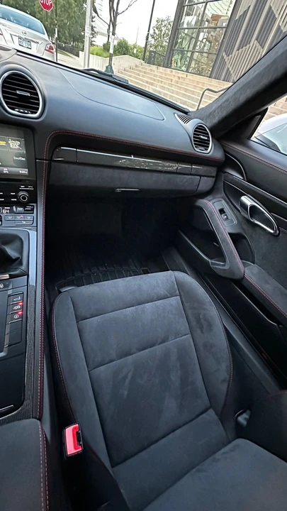 2018 Porsche 718 Cayman GTS - Image 7 of 12