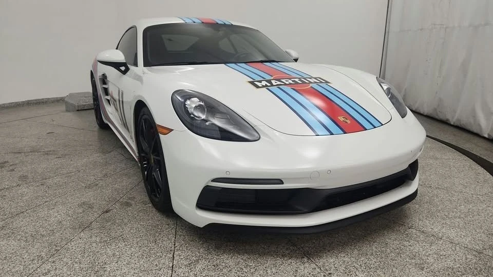 2018 Porsche 718 Cayman GTS - Image 11 of 20