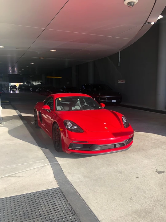 2018 Porsche 718 Cayman GTS - Image 9 of 12