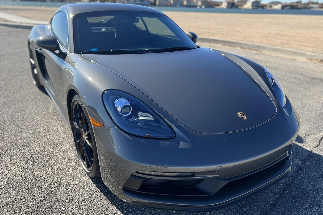 2018 Porsche 718 Cayman GTS - Image 2 of 31