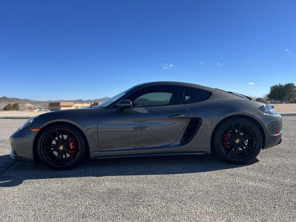 2018 Porsche 718 Cayman GTS - Image 18 of 31