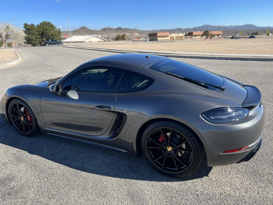2018 Porsche 718 Cayman GTS - Image 21 of 31