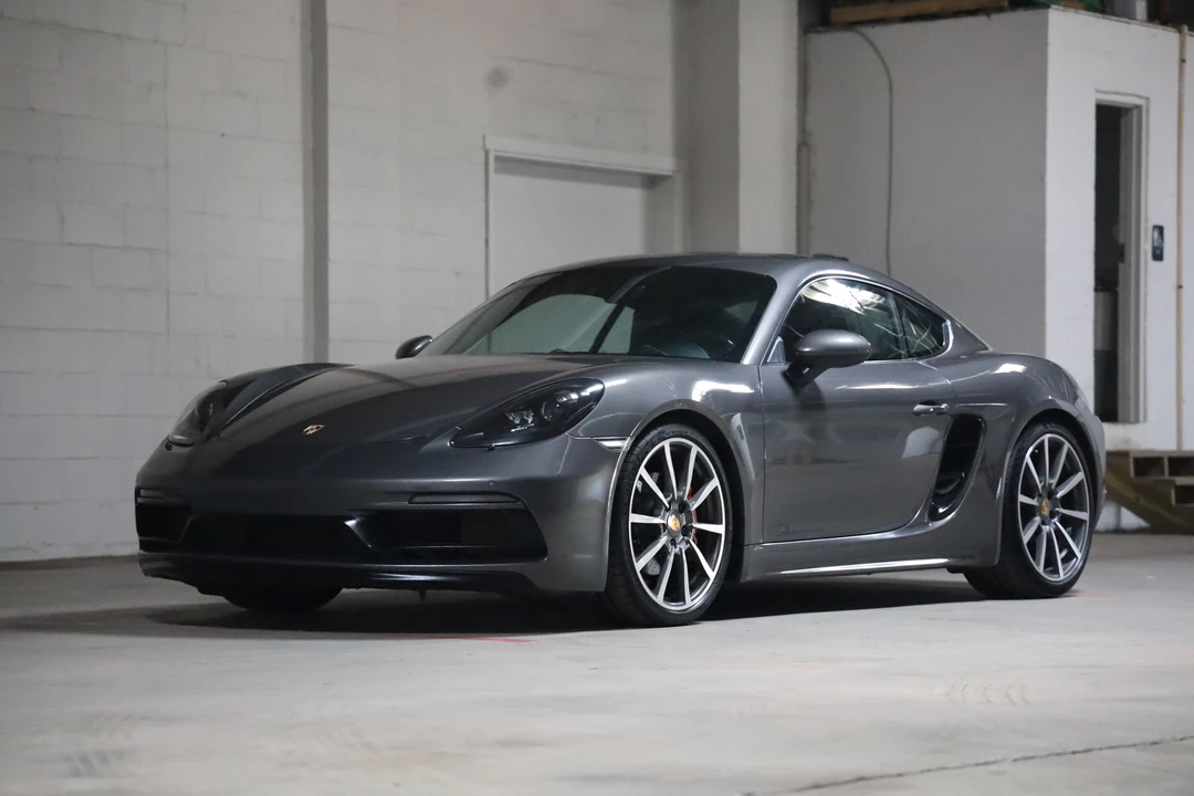 2018 Porsche 718 Cayman GTS - Image 28 of 31