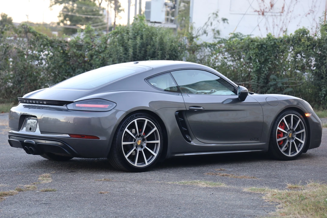 2018 Porsche 718 Cayman GTS - Image 23 of 31