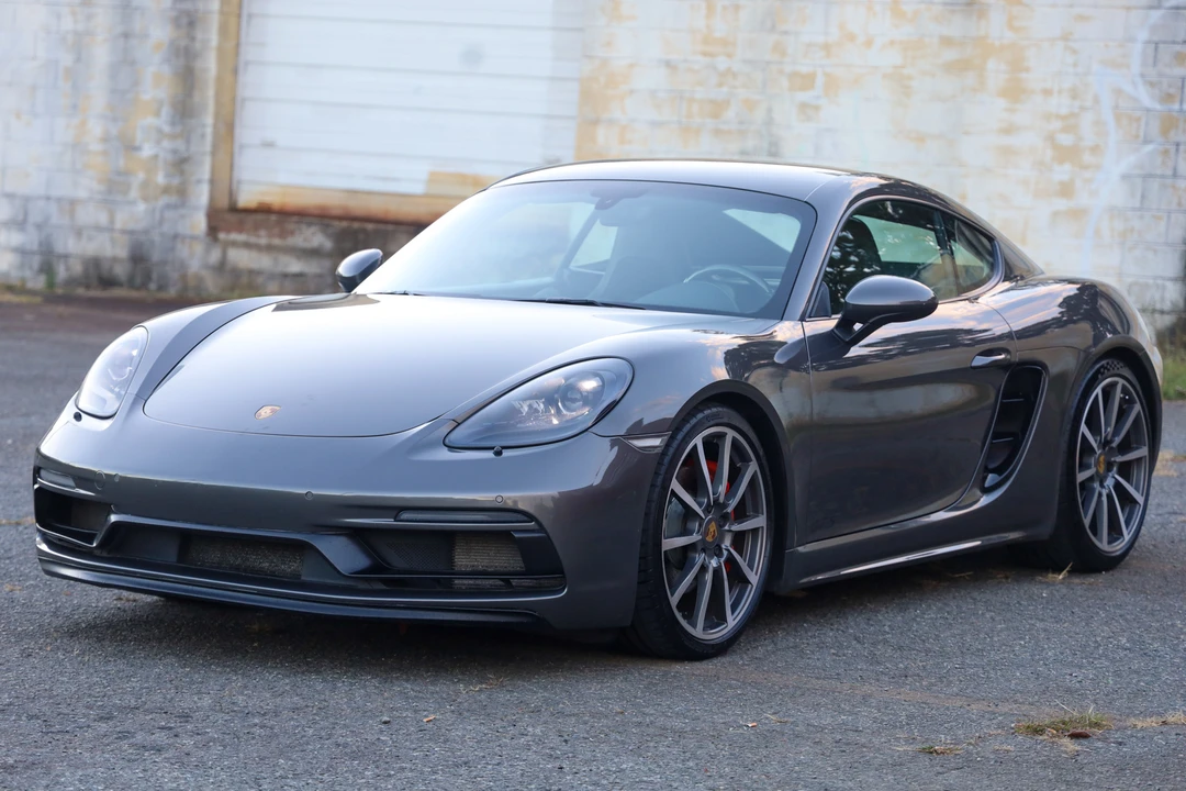 2018 Porsche 718 Cayman GTS - Image 2 of 31