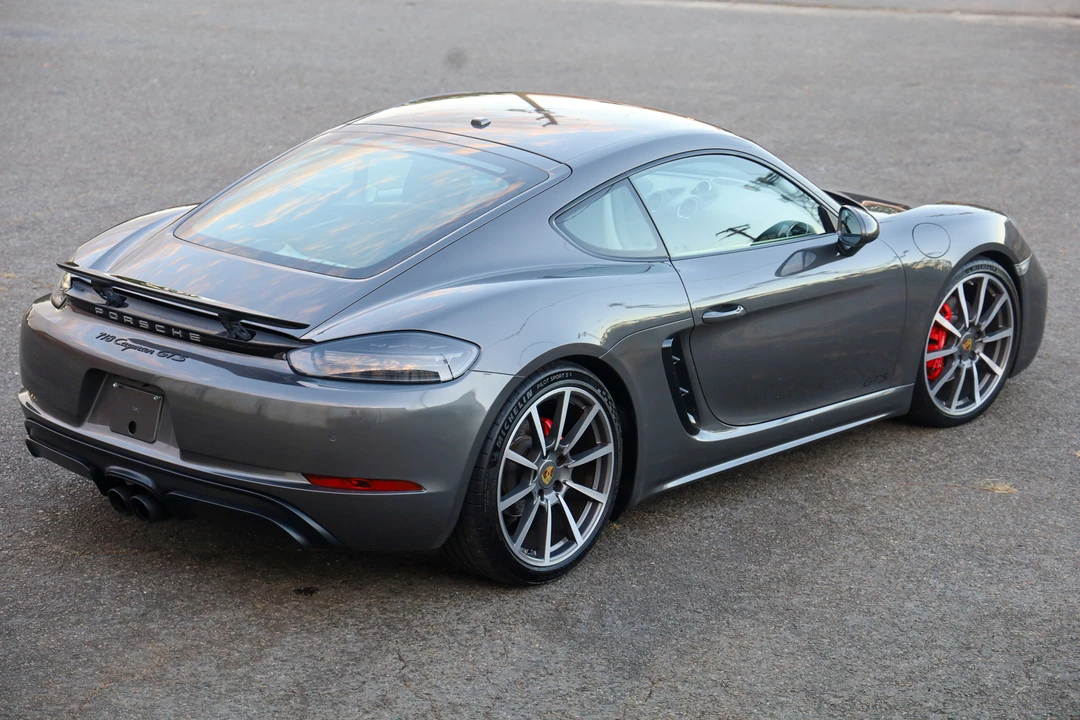 2018 Porsche 718 Cayman GTS - Image 22 of 31