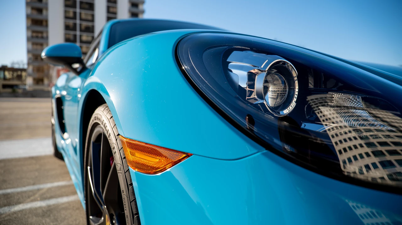 2018 Porsche 718 Cayman GTS - Image 23 of 31