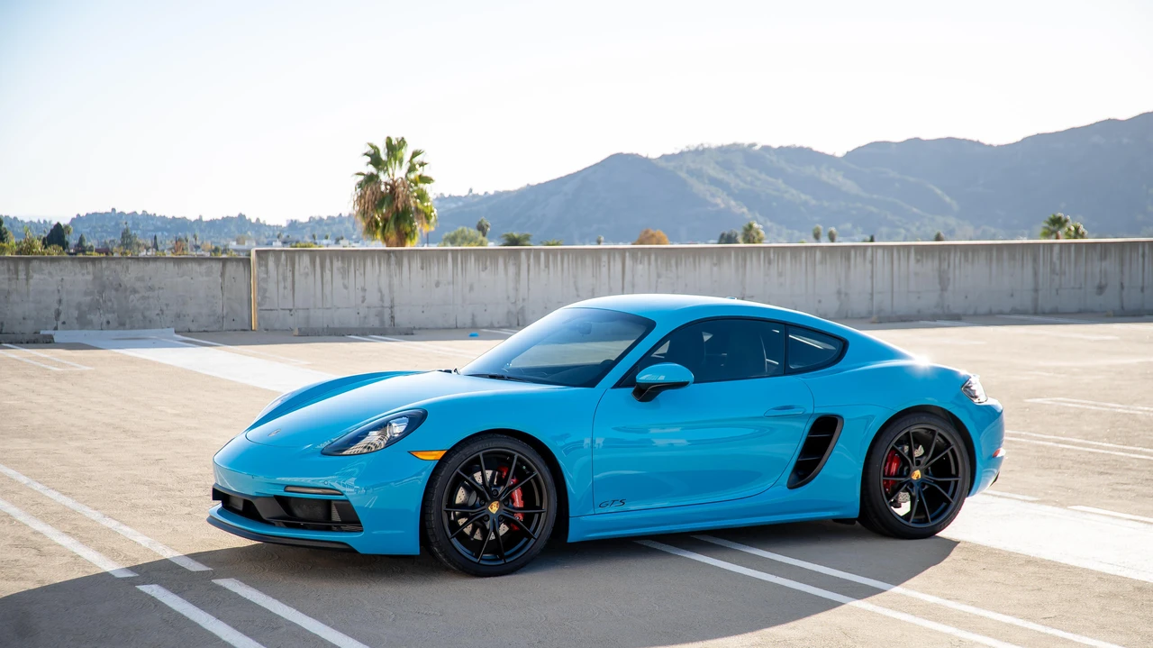 2018 Porsche 718 Cayman GTS - Image 9 of 31