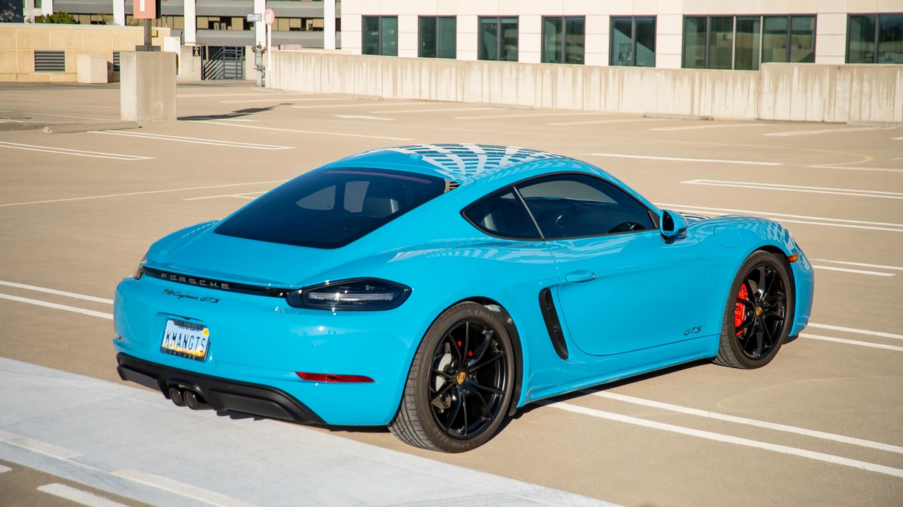 2018 Porsche 718 Cayman GTS - Image 17 of 31