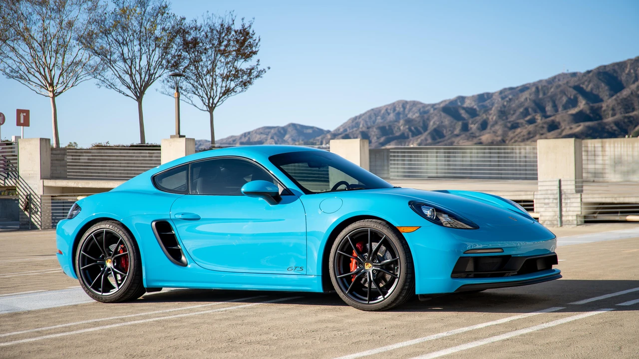 2018 Porsche 718 Cayman GTS - Image 20 of 31