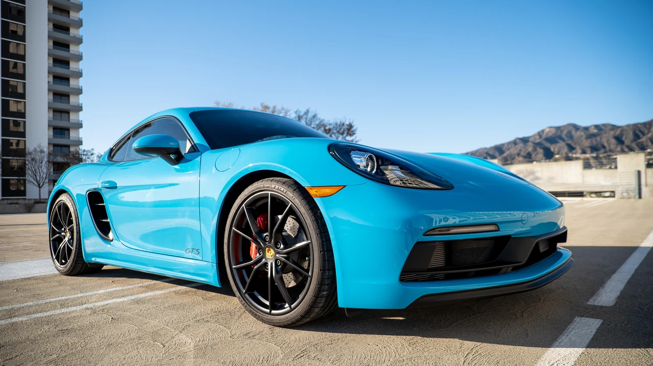 2018 Porsche 718 Cayman GTS - Image 21 of 31