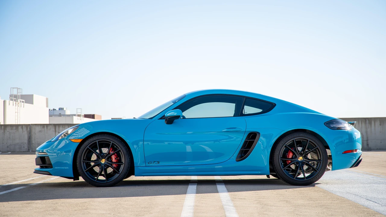 2018 Porsche 718 Cayman GTS - Image 10 of 31