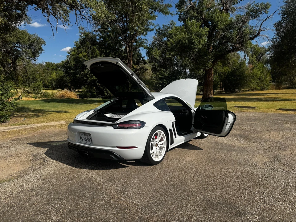 2018 Porsche 718 Cayman GTS - Image 24 of 31