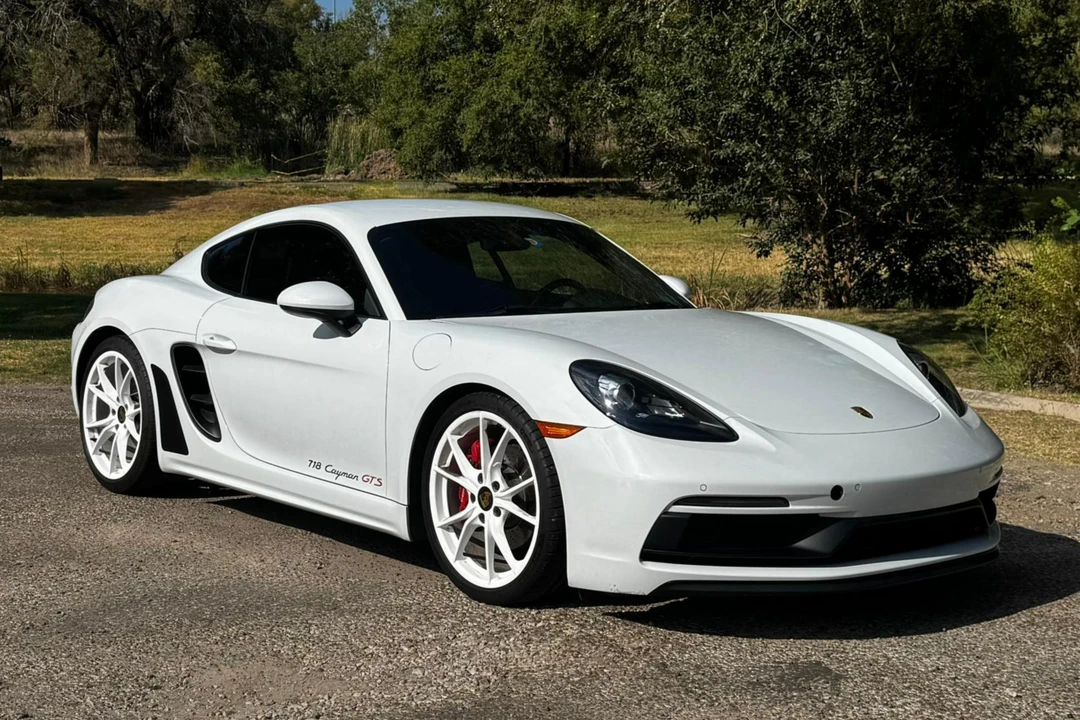 2018 Porsche 718 Cayman GTS - Image 22 of 31