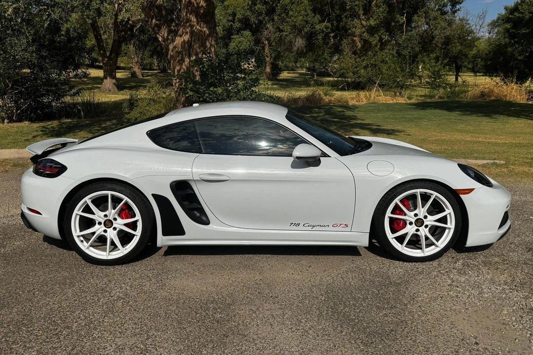 2018 Porsche 718 Cayman GTS - Image 3 of 31