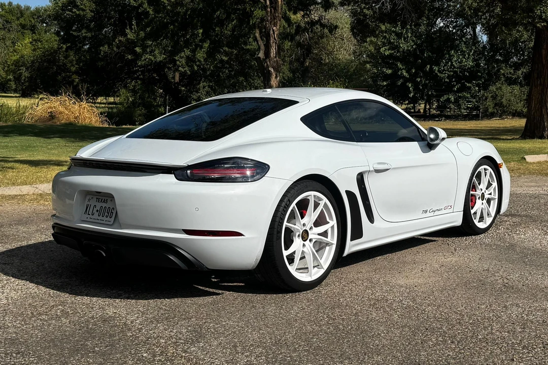 2018 Porsche 718 Cayman GTS - Image 16 of 31