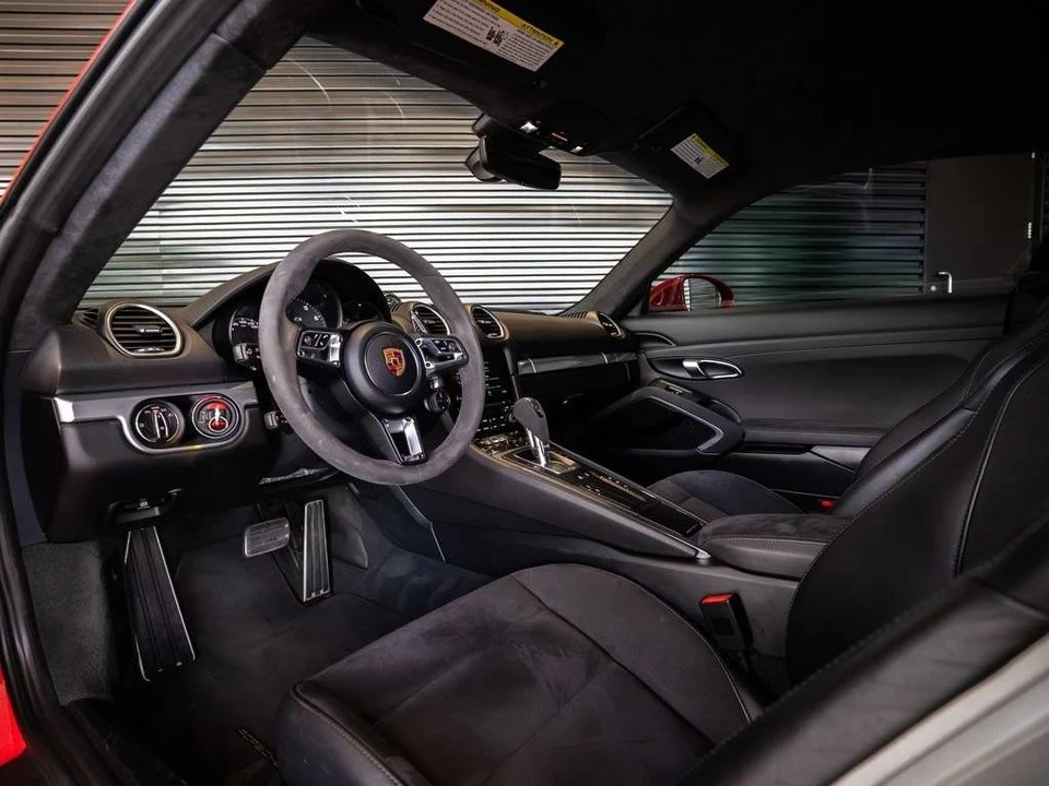 2018 Porsche 718 Cayman GTS - Image 3 of 5