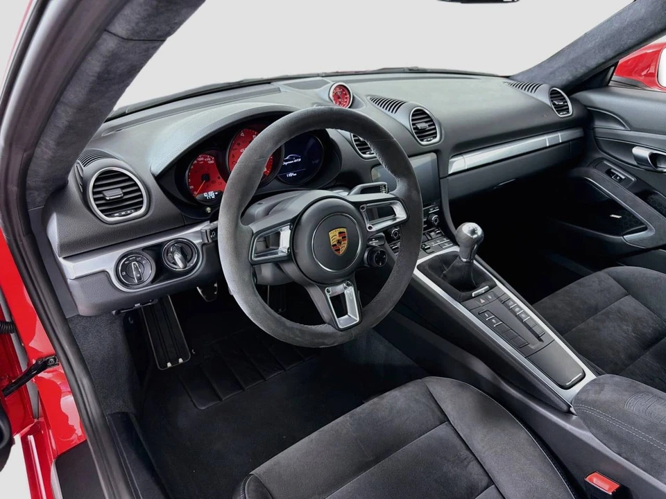 2018 Porsche 718 Cayman GTS - Image 4 of 5