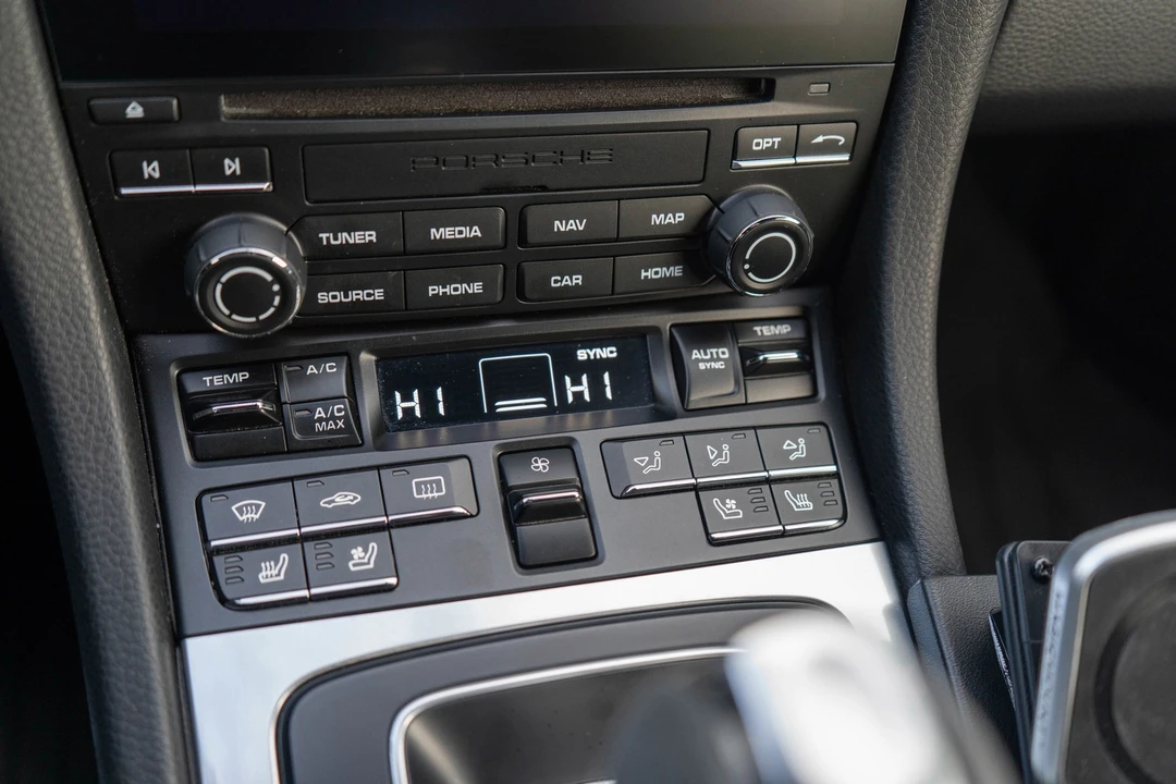2018 Porsche 718 Cayman GTS - Image 21 of 31