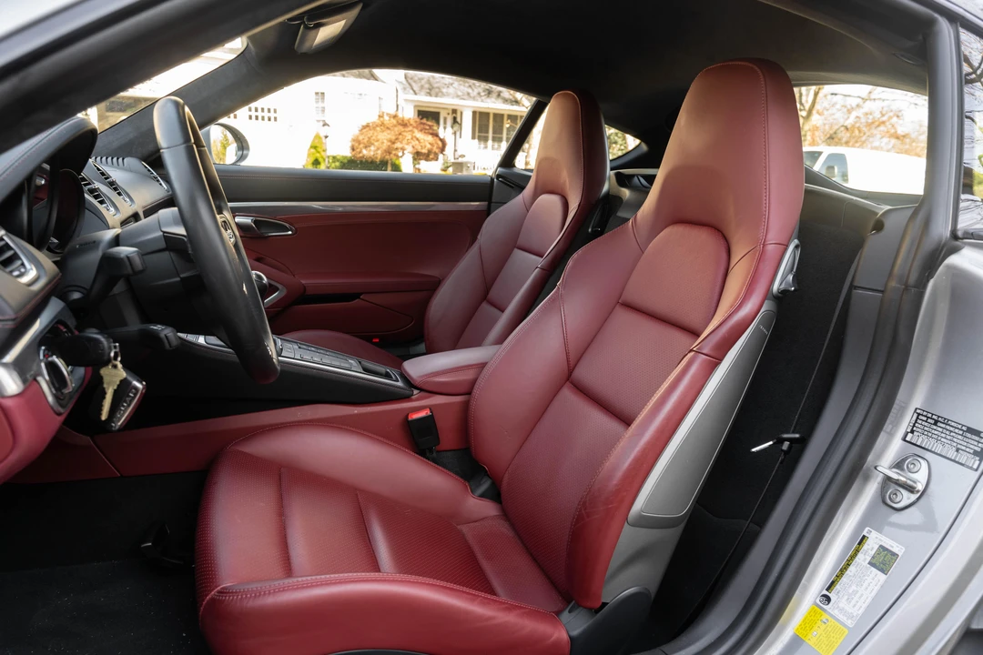 2018 Porsche 718 Cayman GTS - Image 24 of 31