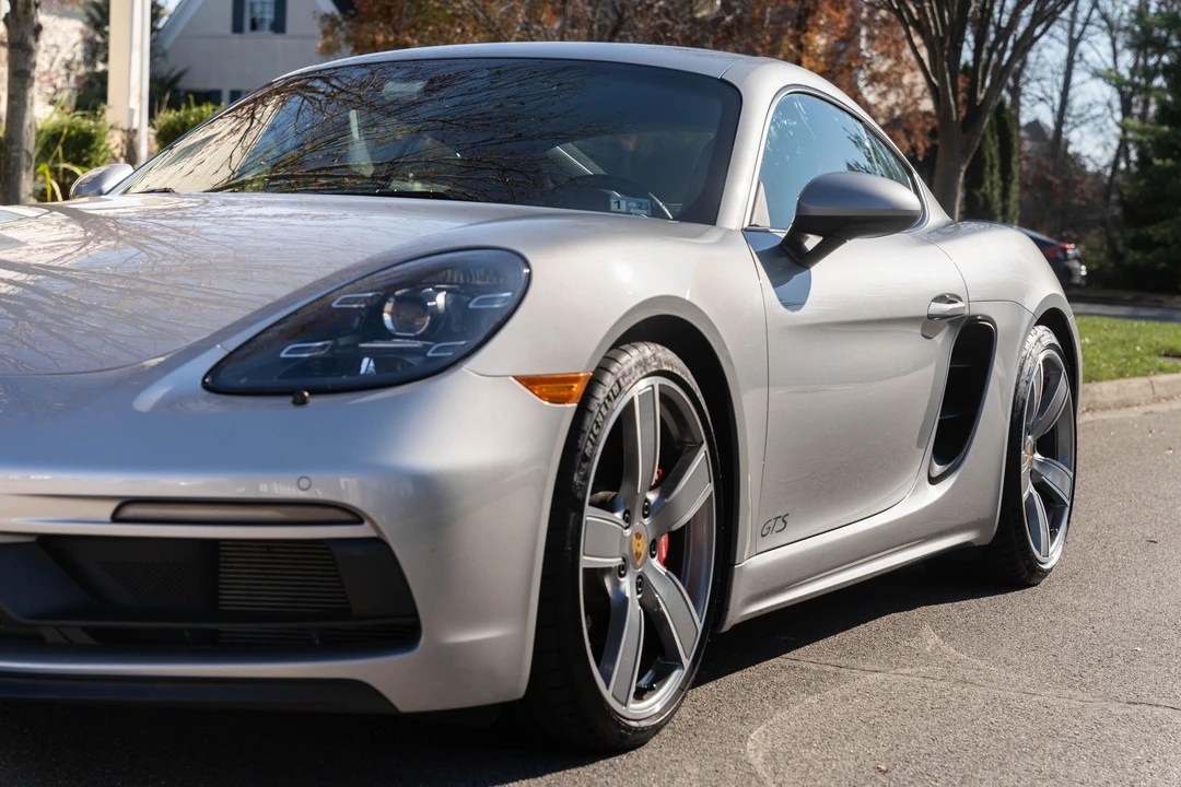 2018 Porsche 718 Cayman GTS - Image 12 of 31