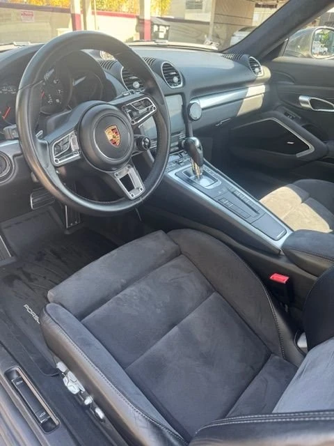 2018 Porsche 718 Cayman GTS - Image 17 of 21