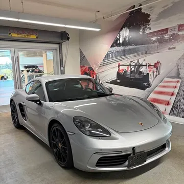 2018 Porsche 718 Cayman