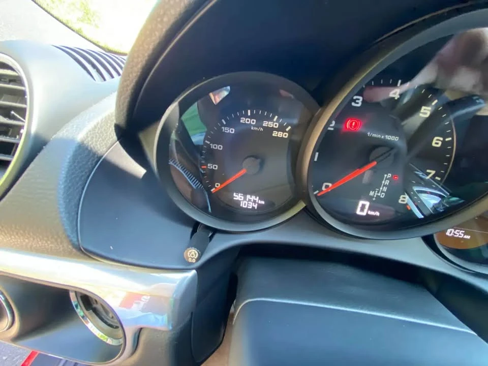 2018 Porsche 718 Cayman - Image 4 of 4
