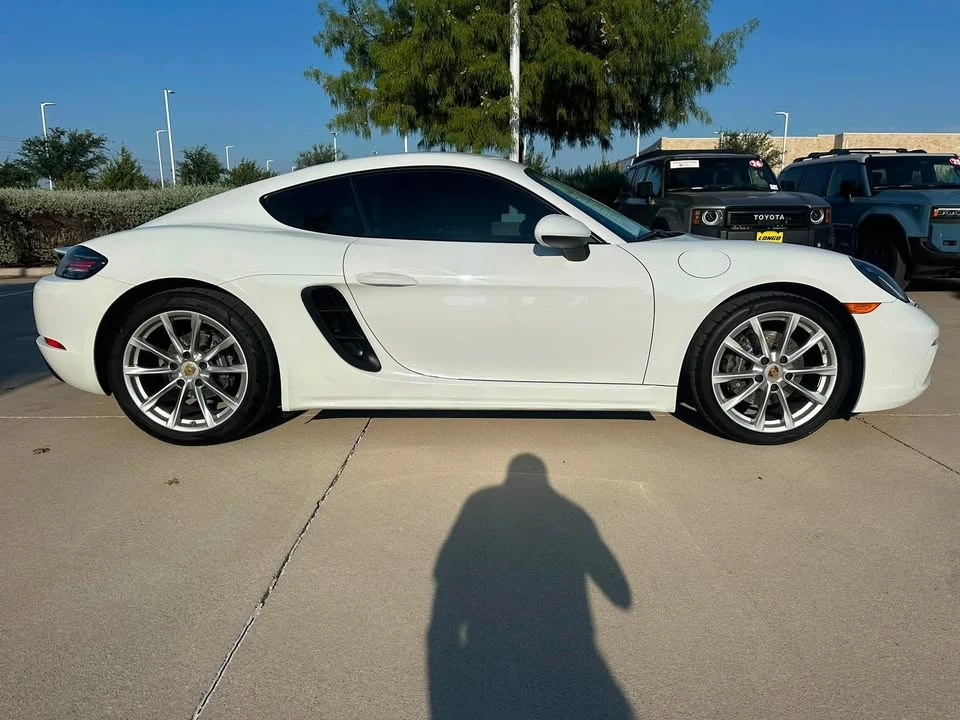 2018 Porsche 718 Cayman - Image 8 of 9