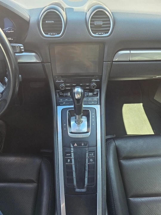 2018 Porsche 718 Cayman - Image 25 of 31