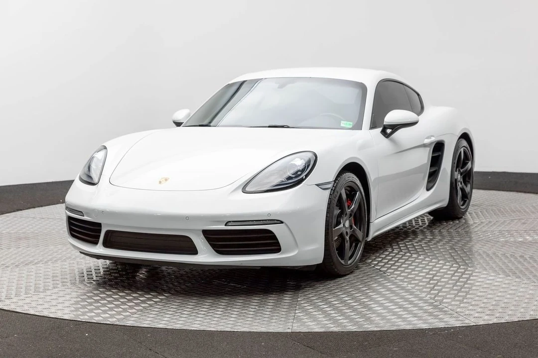 2018 Porsche 718 Cayman - Image 2 of 12