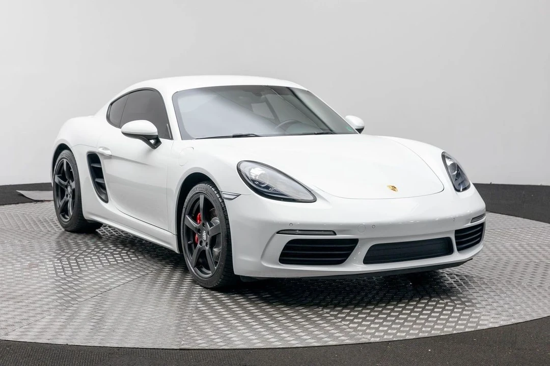 2018 Porsche 718 Cayman - Image 4 of 12