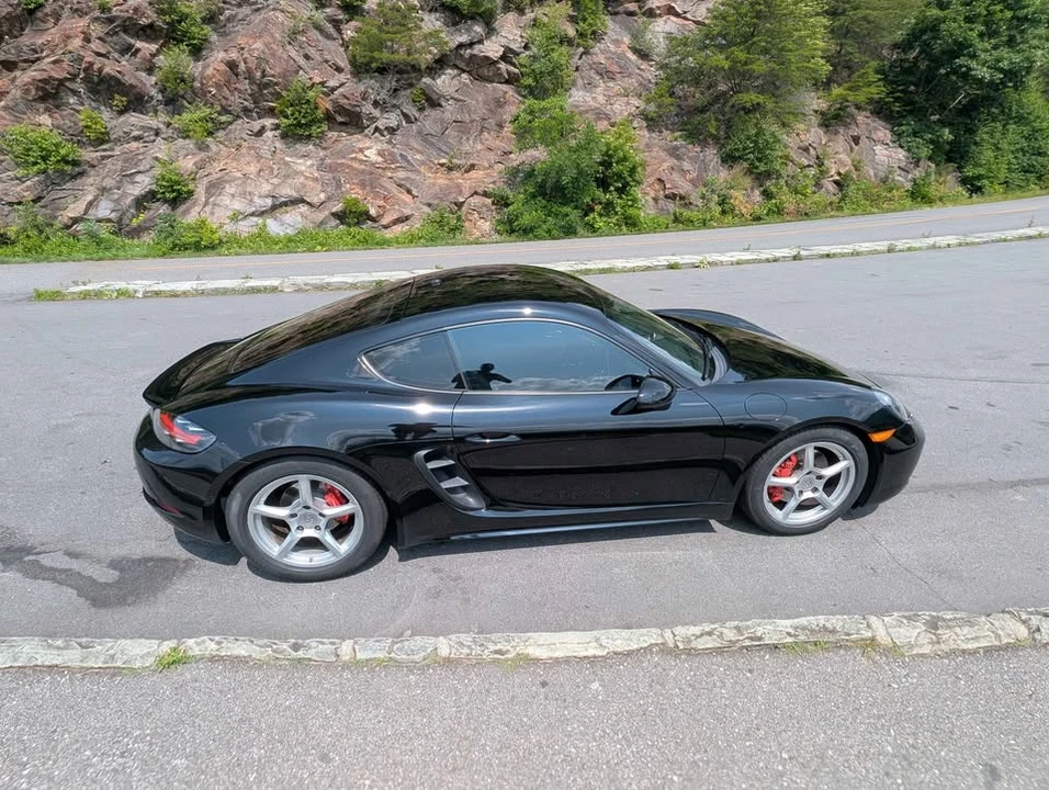 2018 Porsche 718 Cayman S - Image 7 of 20