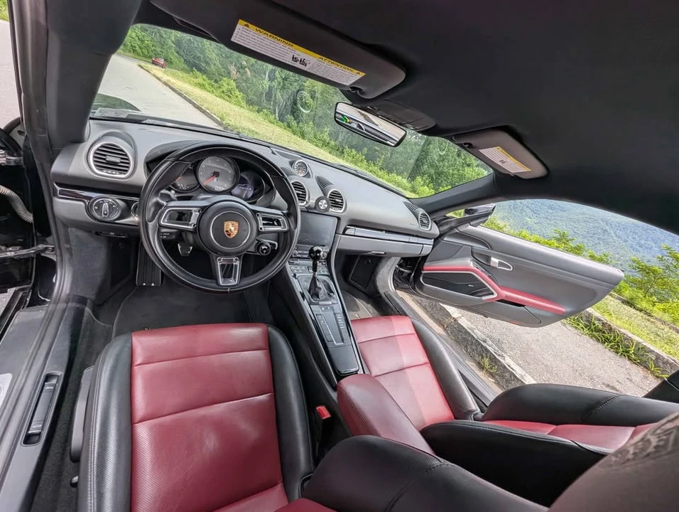 2018 Porsche 718 Cayman S - Image 14 of 20
