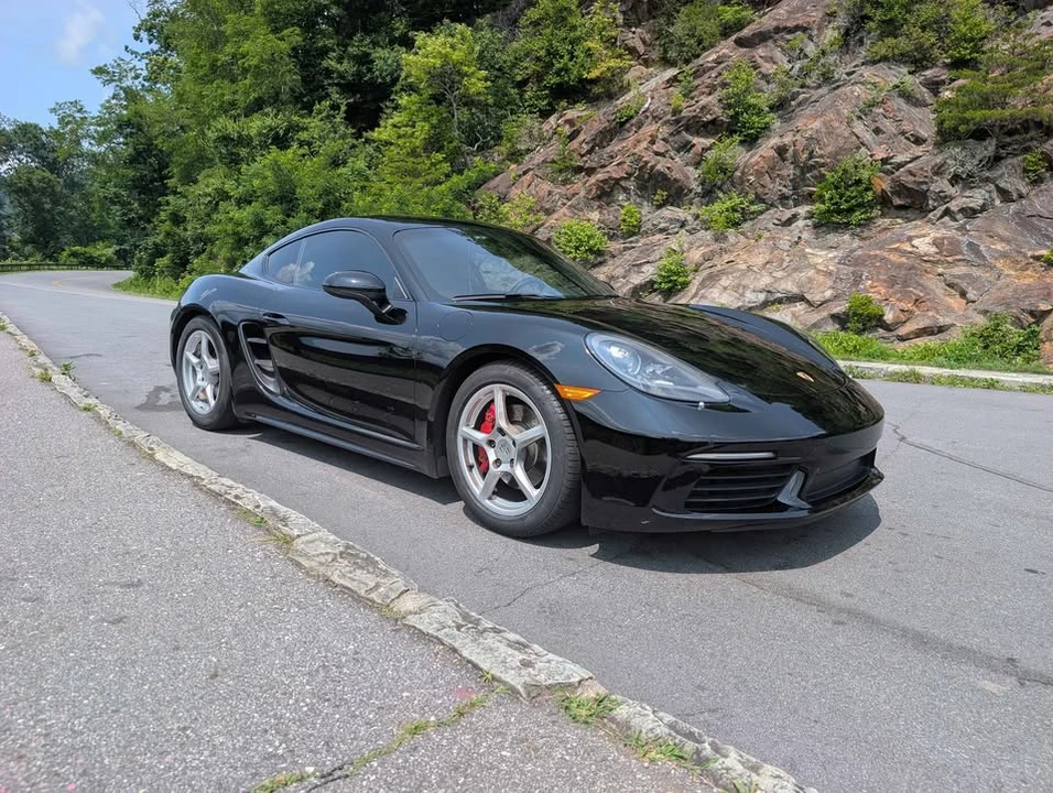2018 Porsche 718 Cayman S - Image 8 of 20