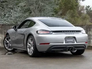 2018 Porsche 718 Cayman S - Image 3 of 4