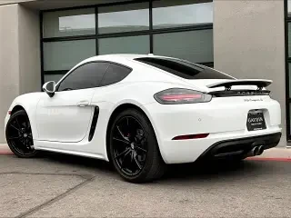 2018 Porsche 718 Cayman S - Image 3 of 4