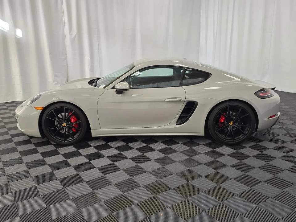 2018 Porsche 718 Cayman S - Image 2 of 9