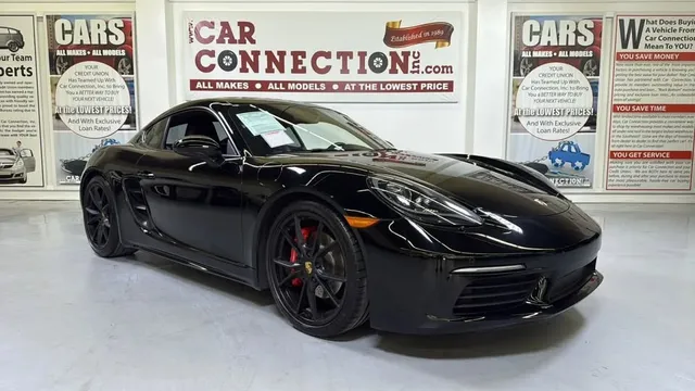 2018 Porsche 718 Cayman S Coupe