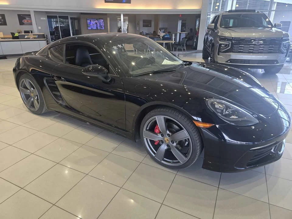 2018 Porsche 718 Cayman S - Image 2 of 14