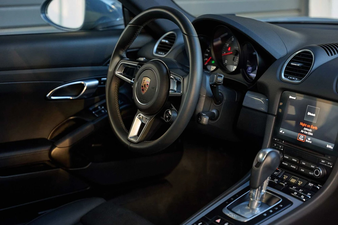 2018 Porsche 718 Cayman S - Image 27 of 31