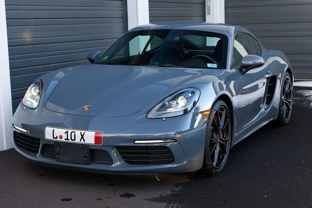2018 Porsche 718 Cayman S - Image 12 of 31